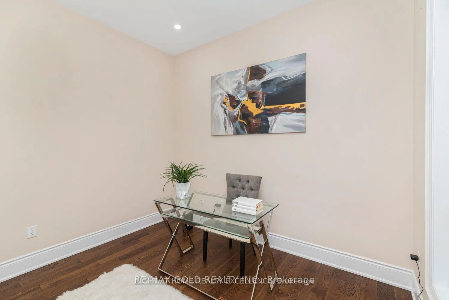 Photo 10 of 309 Parkside Drive, Hamilton, Rural Flamborough — HOMEH