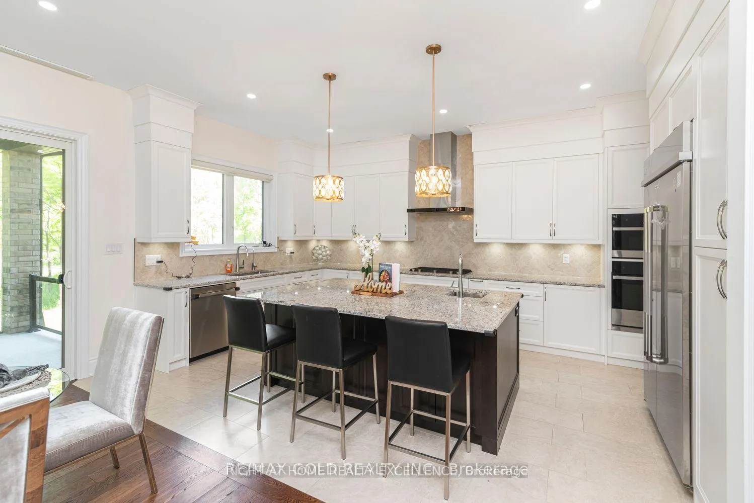 Photo 11 of 309 Parkside Drive, Hamilton, Rural Flamborough — HOMEH