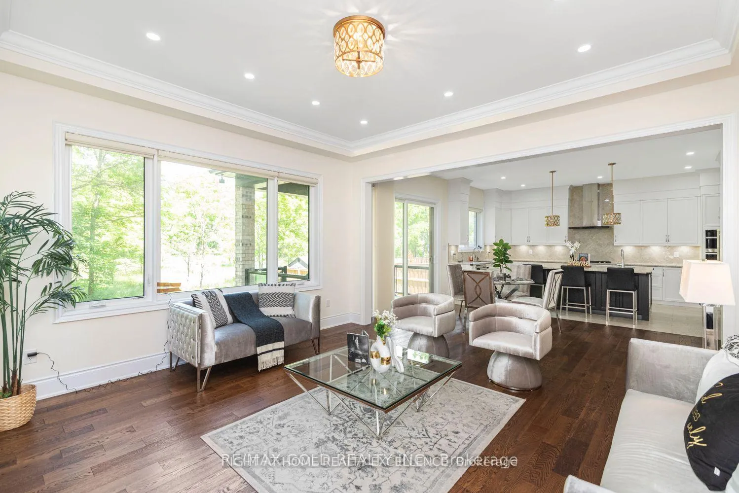 Photo 13 of 309 Parkside Drive, Hamilton, Rural Flamborough — HOMEH