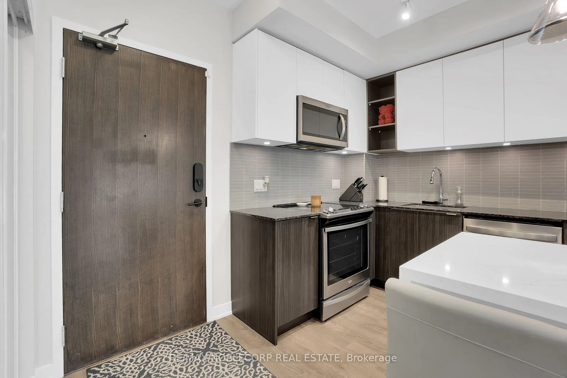 Photo 8 of Unit 731, 100 Eagle Rock Way, Vaughan, Rural Vaughan — HOMEH