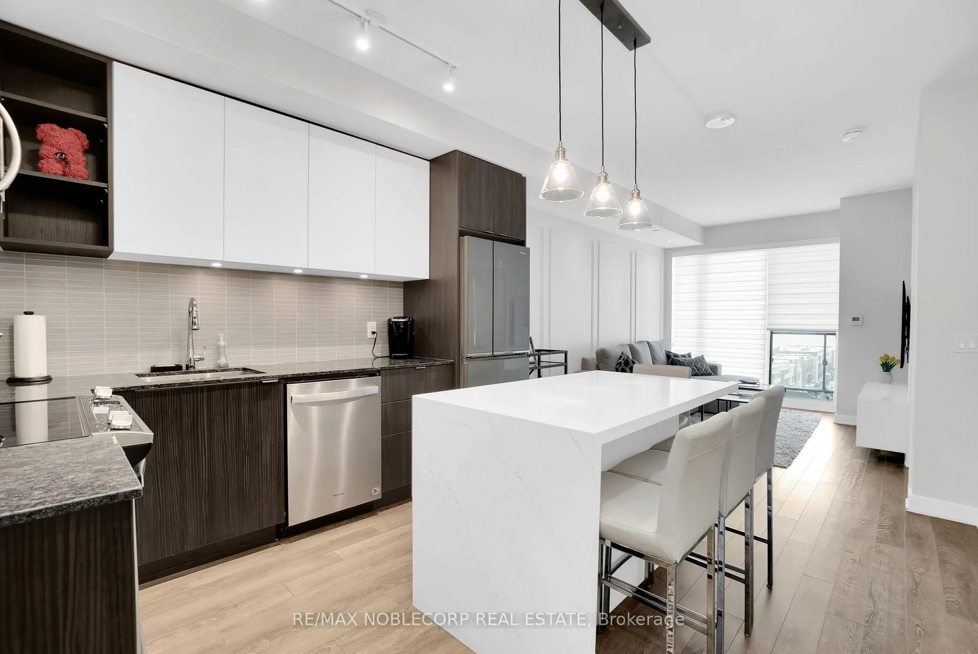 Photo 9 of Unit 731, 100 Eagle Rock Way, Vaughan, Rural Vaughan — HOMEH
