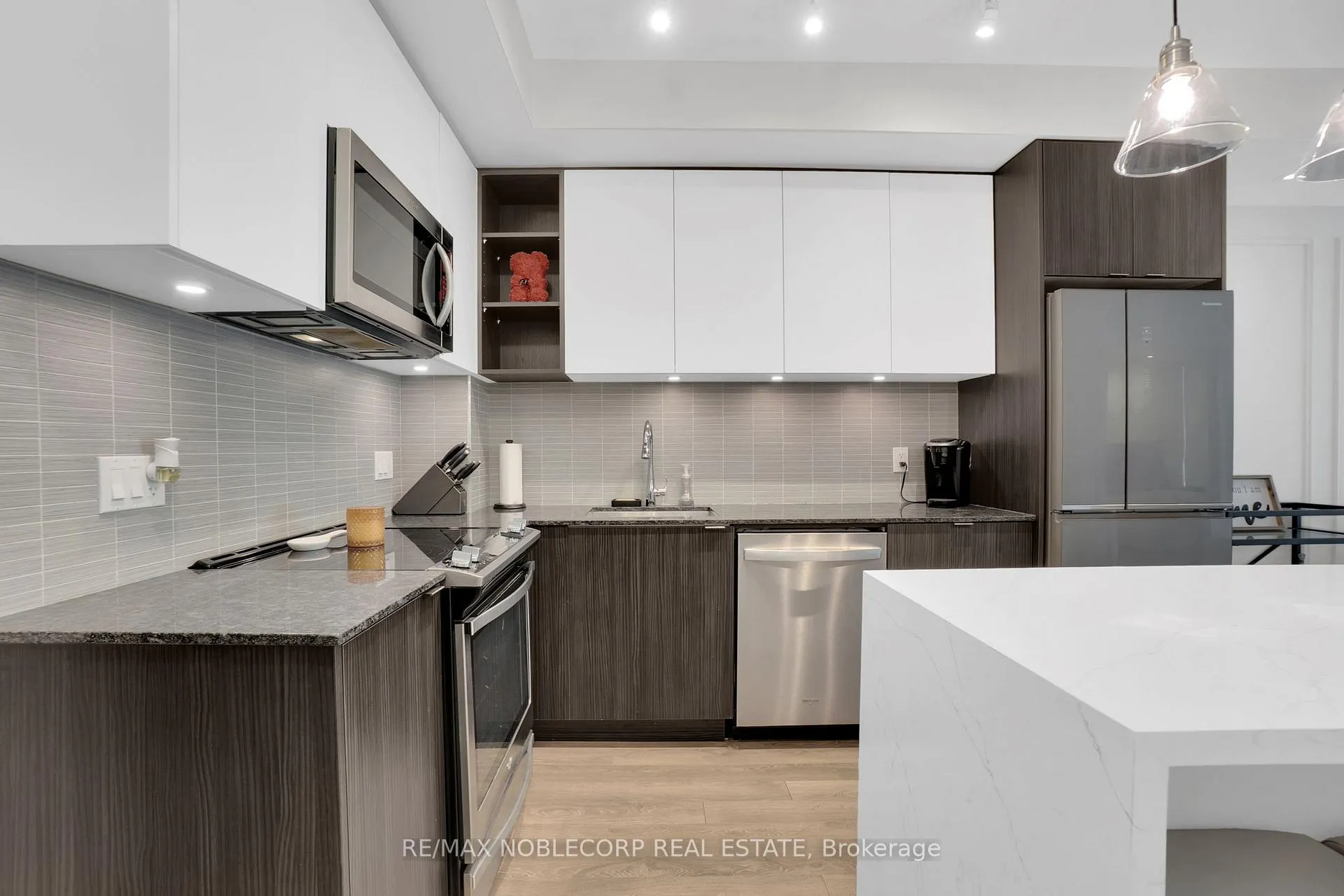 Photo 12 of Unit 731, 100 Eagle Rock Way, Vaughan, Rural Vaughan — HOMEH