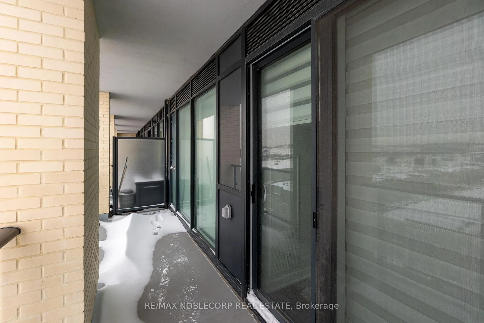 Photo 23 of Unit 731, 100 Eagle Rock Way, Vaughan, Rural Vaughan — HOMEH