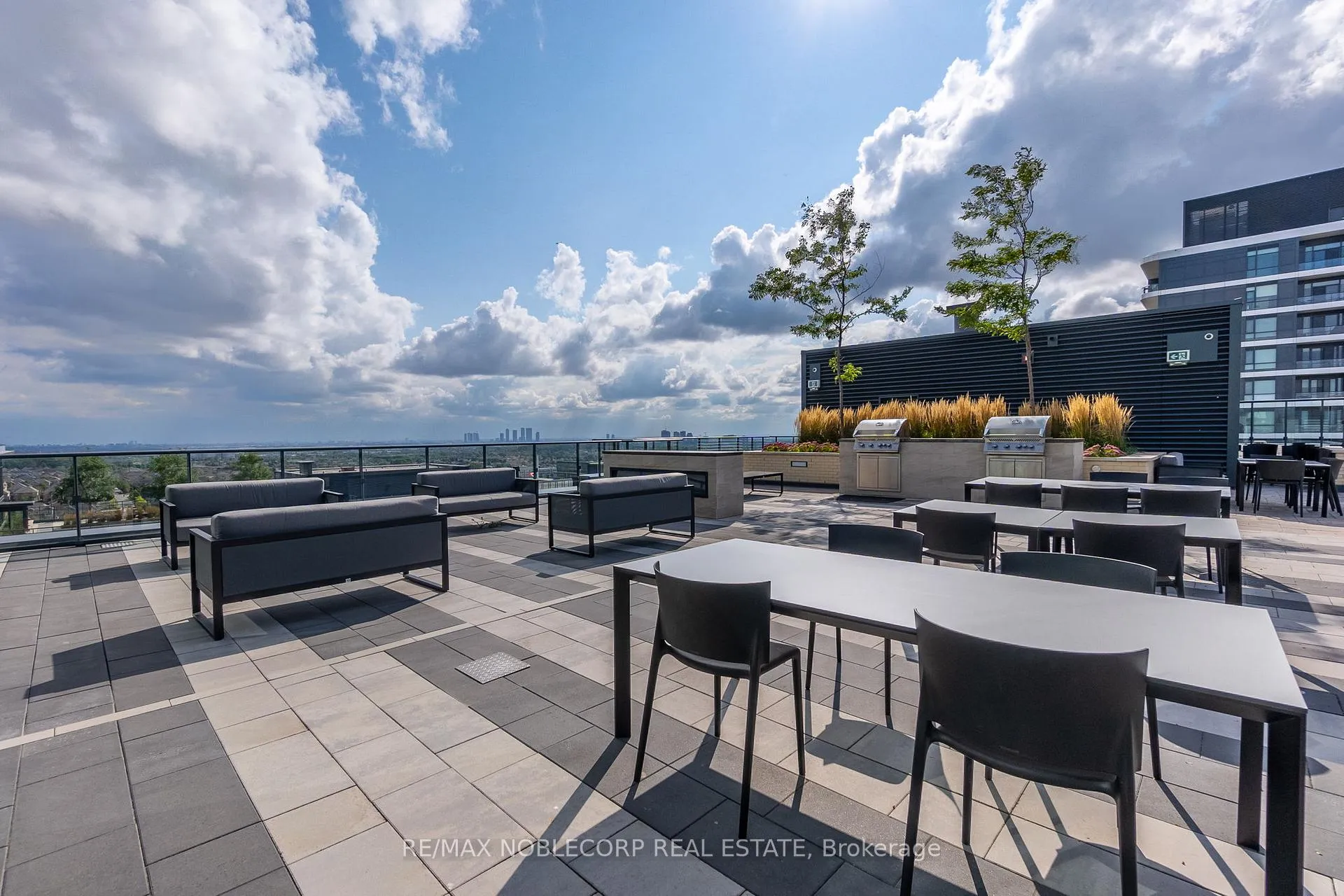 Photo 27 of Unit 731, 100 Eagle Rock Way, Vaughan, Rural Vaughan — HOMEH