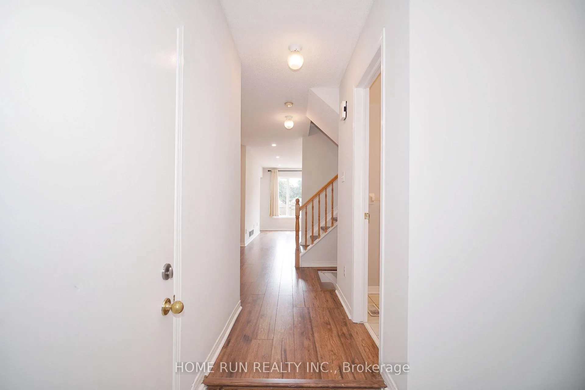 Photo 2 of 44 Banchory Crescent, Ottawa, Kanata - Morgan's Grant/South March — HOMEH