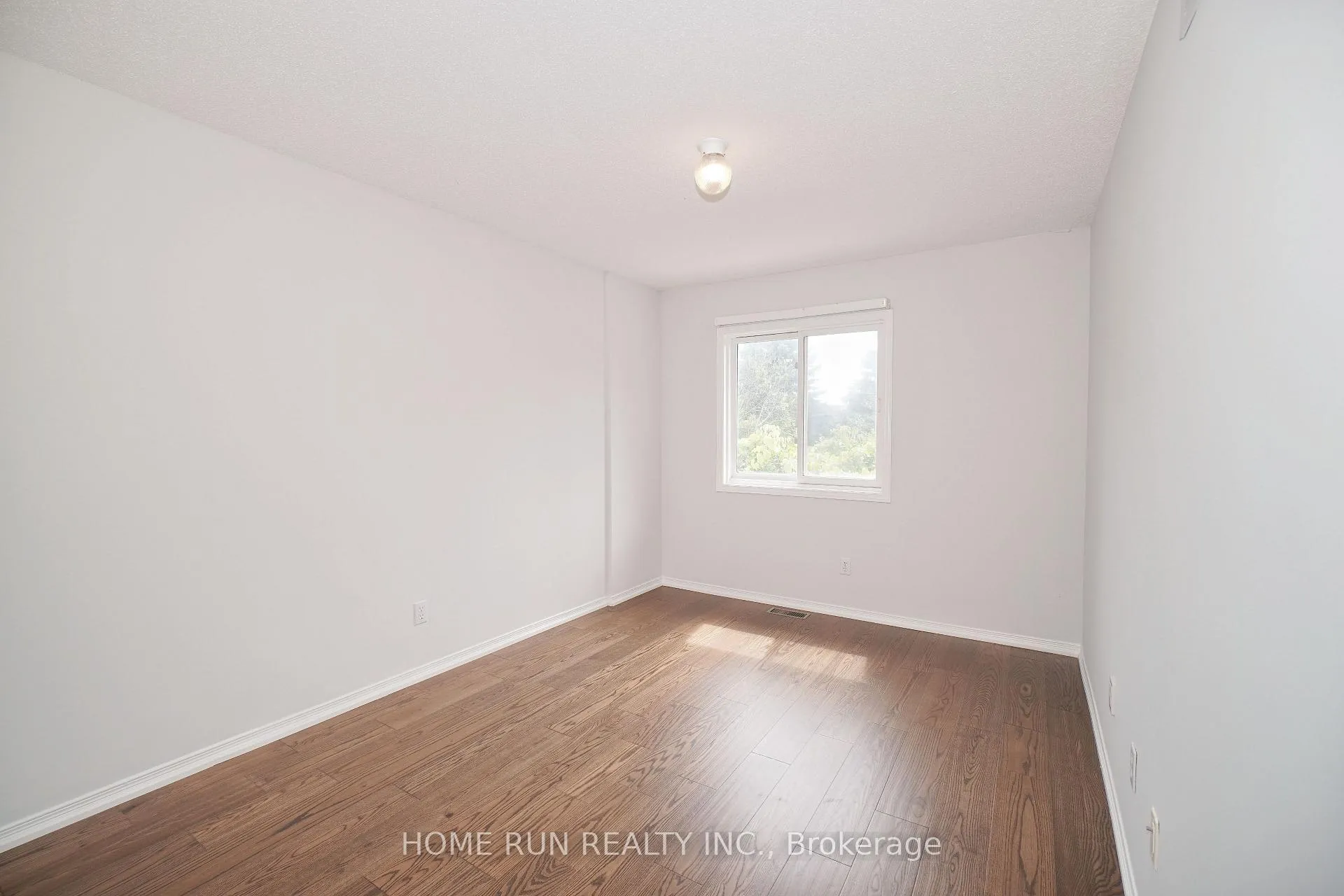 Photo 22 of 44 Banchory Crescent, Ottawa, Kanata - Morgan's Grant/South March — HOMEH