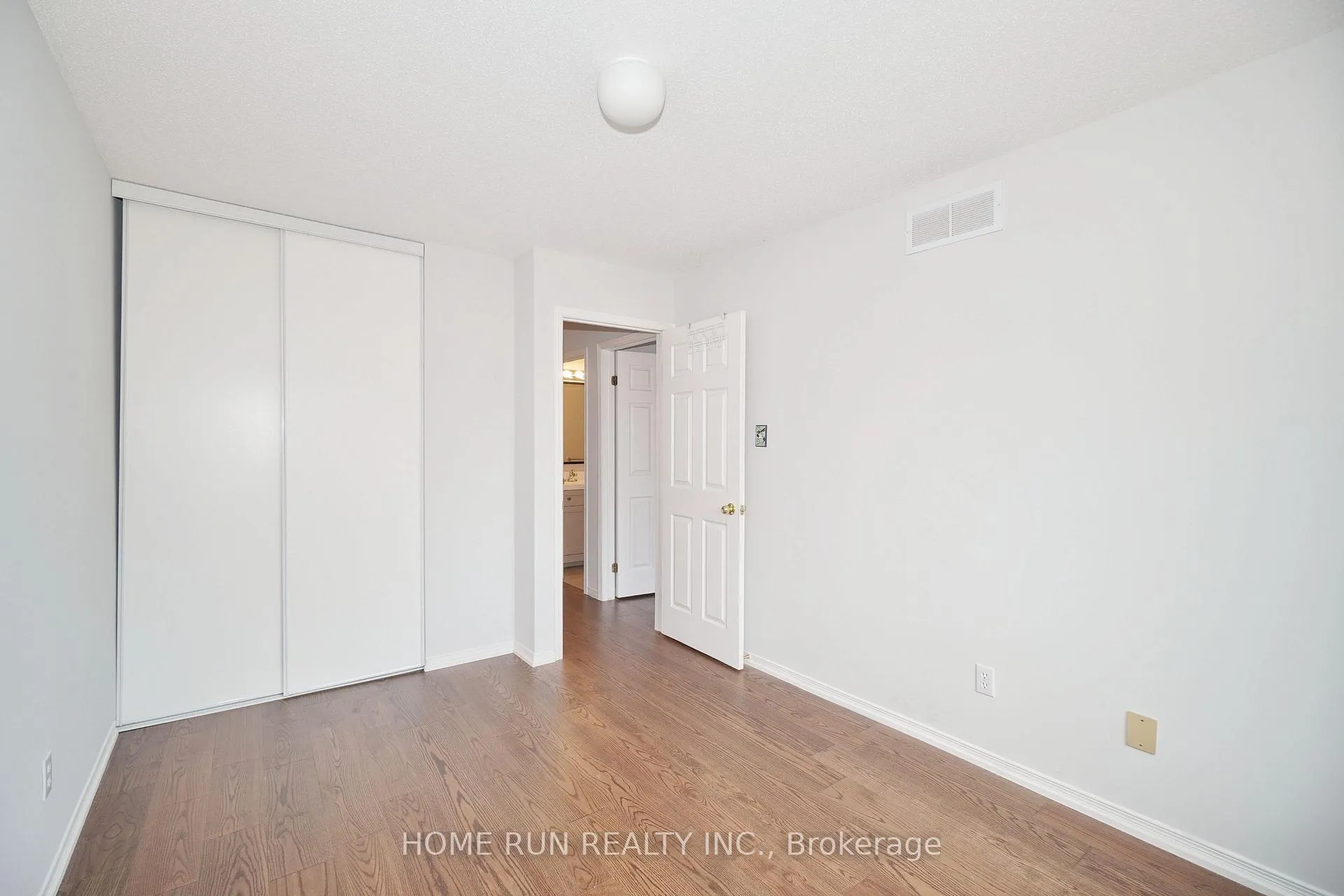 Photo 23 of 44 Banchory Crescent, Ottawa, Kanata - Morgan's Grant/South March — HOMEH