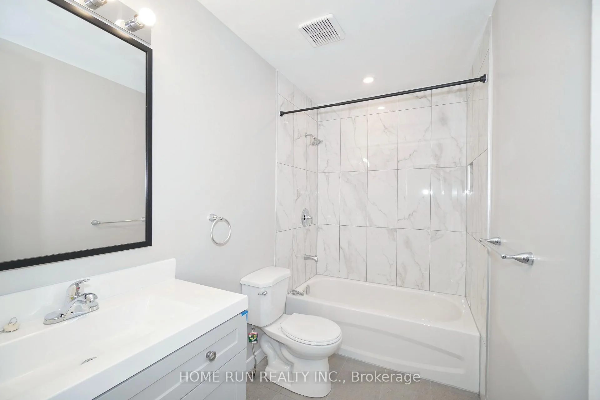 Photo 24 of 44 Banchory Crescent, Ottawa, Kanata - Morgan's Grant/South March — HOMEH