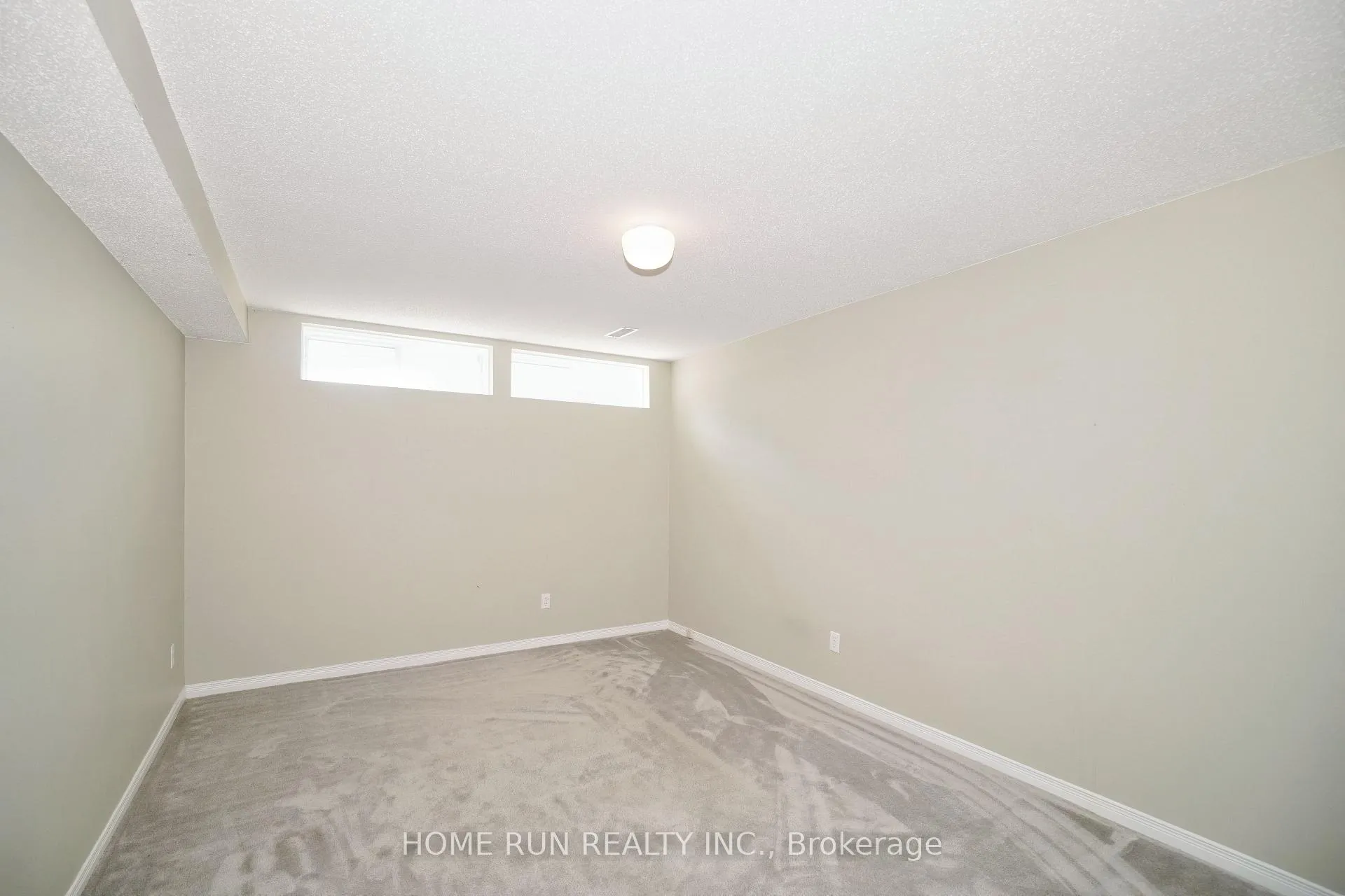 Photo 25 of 44 Banchory Crescent, Ottawa, Kanata - Morgan's Grant/South March — HOMEH