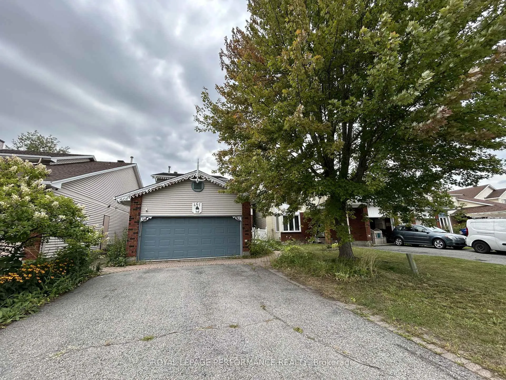 Photo 2 of 461 Princess Louise Drive, Ottawa, Fallingbrook/Ridgemount — HOMEH