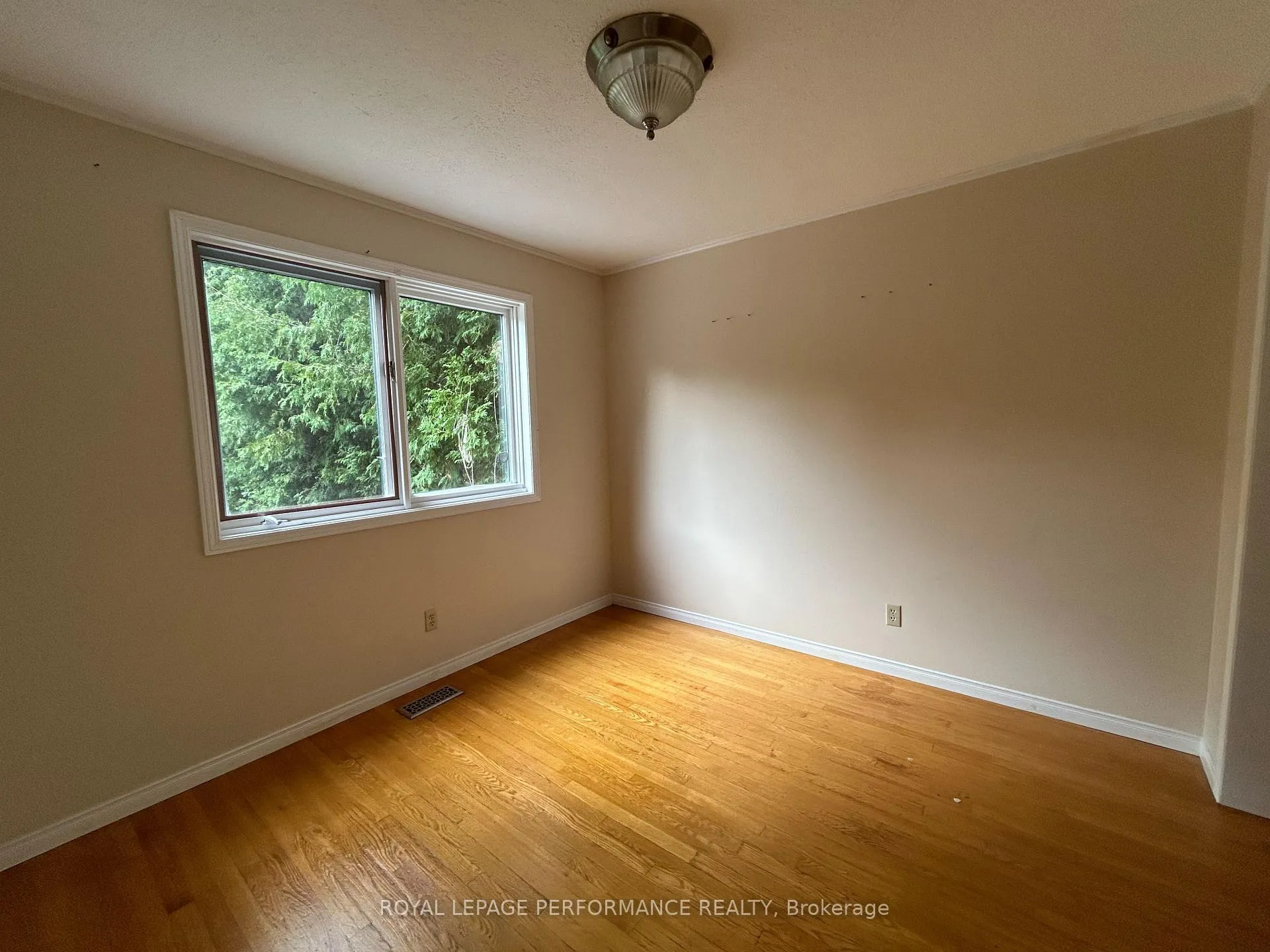 Photo 20 of 461 Princess Louise Drive, Ottawa, Fallingbrook/Ridgemount — HOMEH