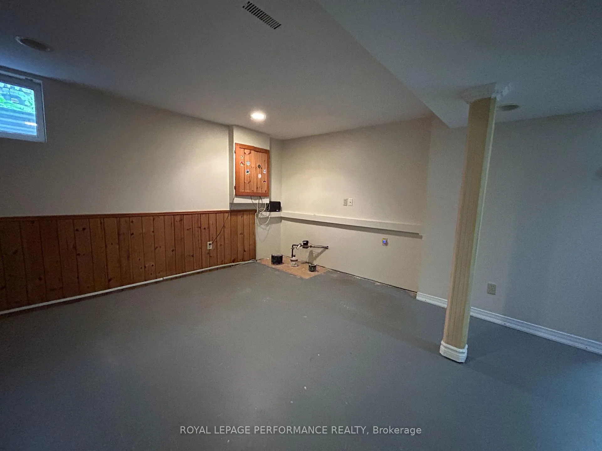 Photo 22 of 461 Princess Louise Drive, Ottawa, Fallingbrook/Ridgemount — HOMEH
