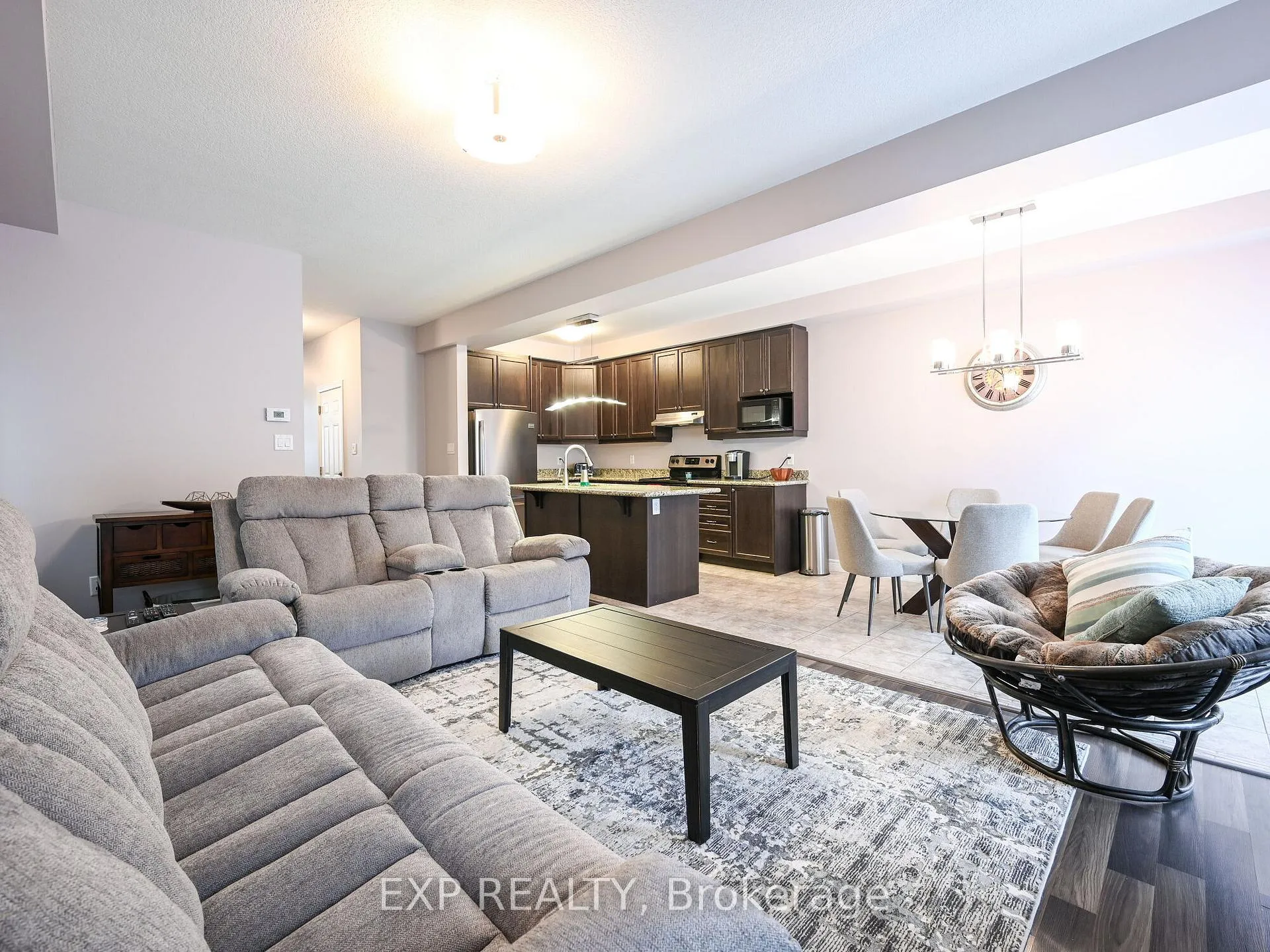 Photo 6 of 153 Gunby Boulevard, Hamilton, Waterdown — HOMEH