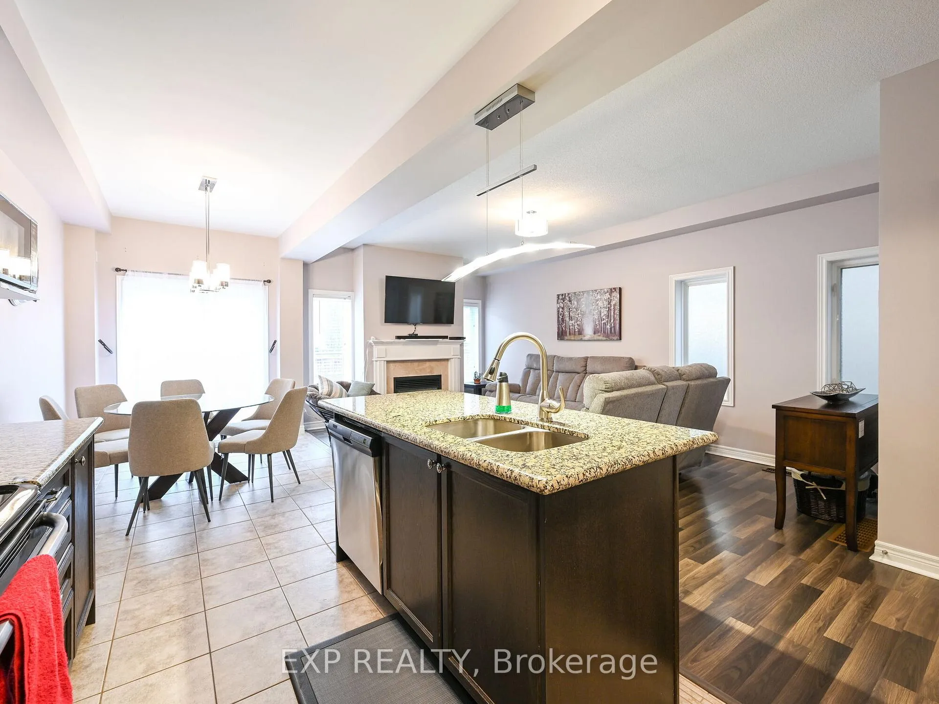 Photo 8 of 153 Gunby Boulevard, Hamilton, Waterdown — HOMEH