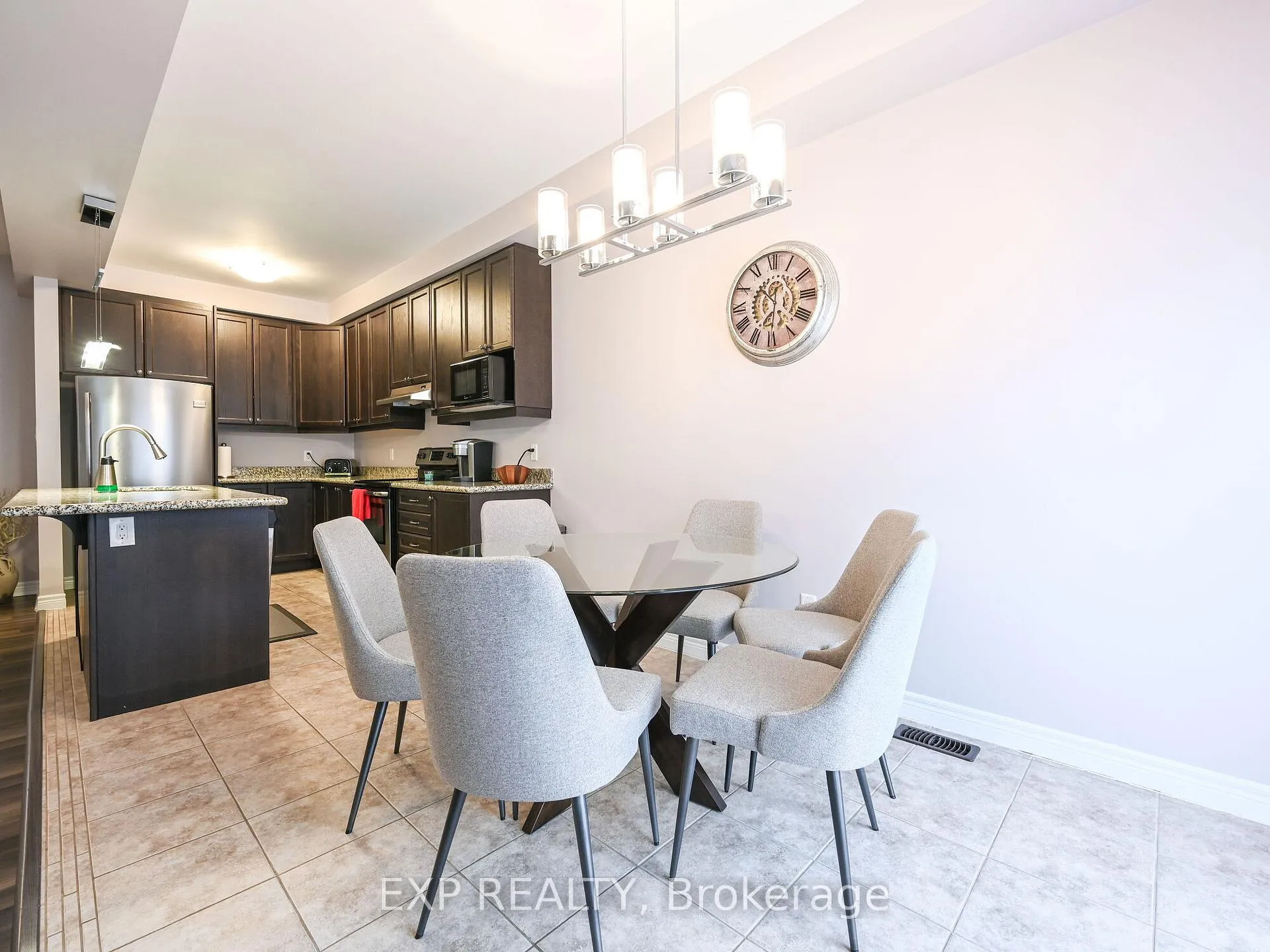 Photo 9 of 153 Gunby Boulevard, Hamilton, Waterdown — HOMEH