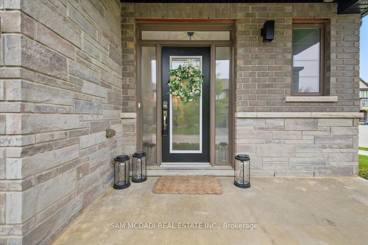 Photo 3 of 4 Rouley Lane, Hamilton, Ancaster — HOMEH