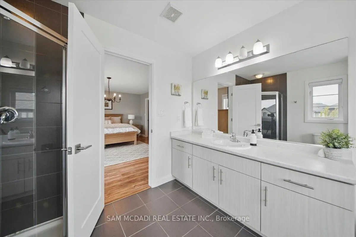 Photo 21 of 4 Rouley Lane, Hamilton, Ancaster — HOMEH