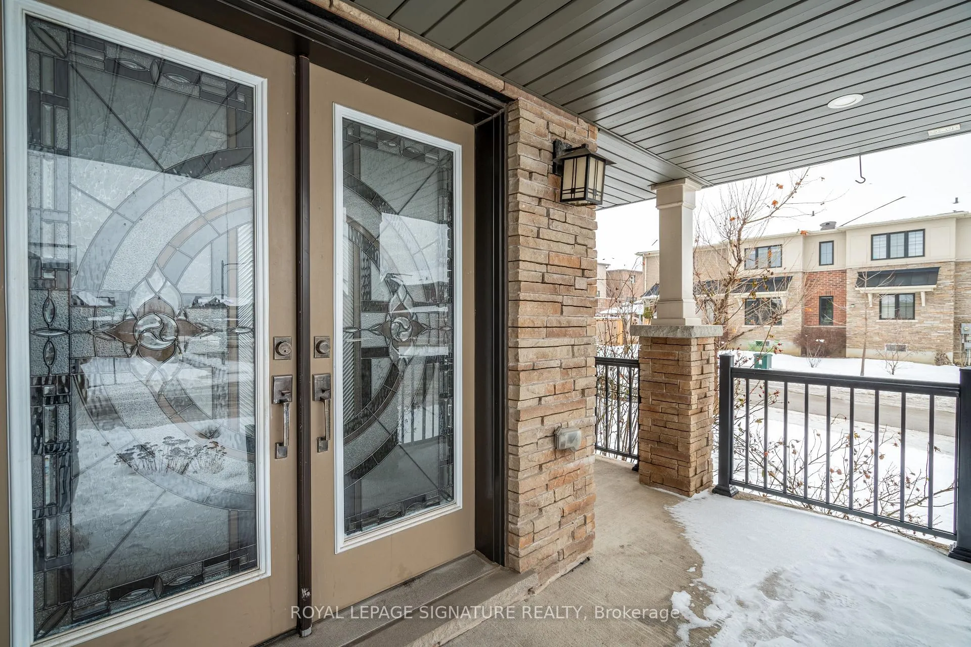 Photo 3 of Unit Upper, 52 Aldgate Avenue, Hamilton, Stoney Creek Mountain — HOMEH