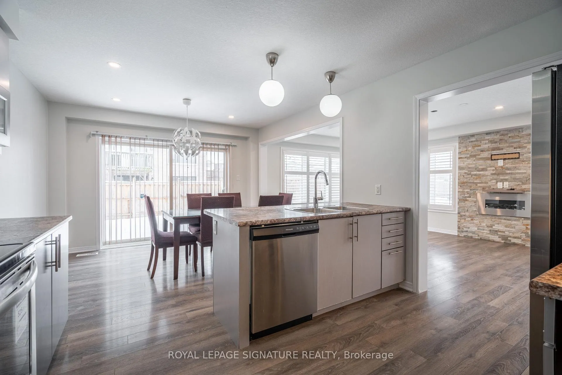 Photo 9 of Unit Upper, 52 Aldgate Avenue, Hamilton, Stoney Creek Mountain — HOMEH
