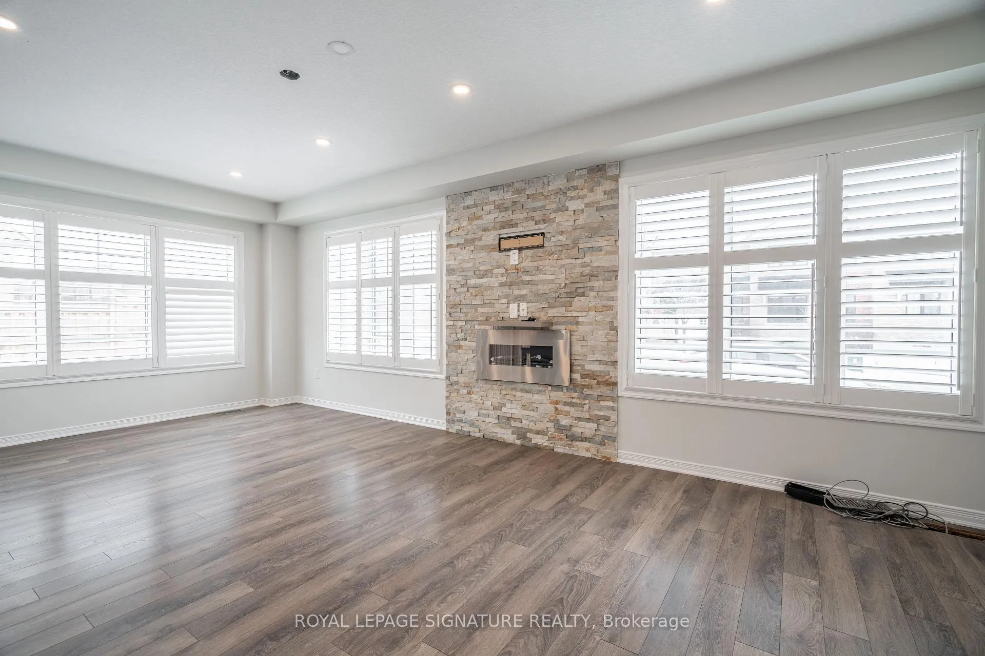 Photo 16 of Unit Upper, 52 Aldgate Avenue, Hamilton, Stoney Creek Mountain — HOMEH