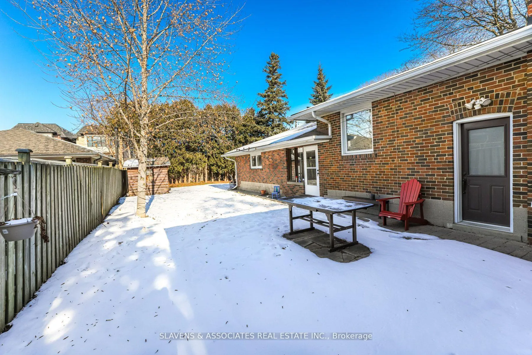 Photo 2 of 152 Hillmount Avenue, Toronto, Englemount-Lawrence — HOMEH