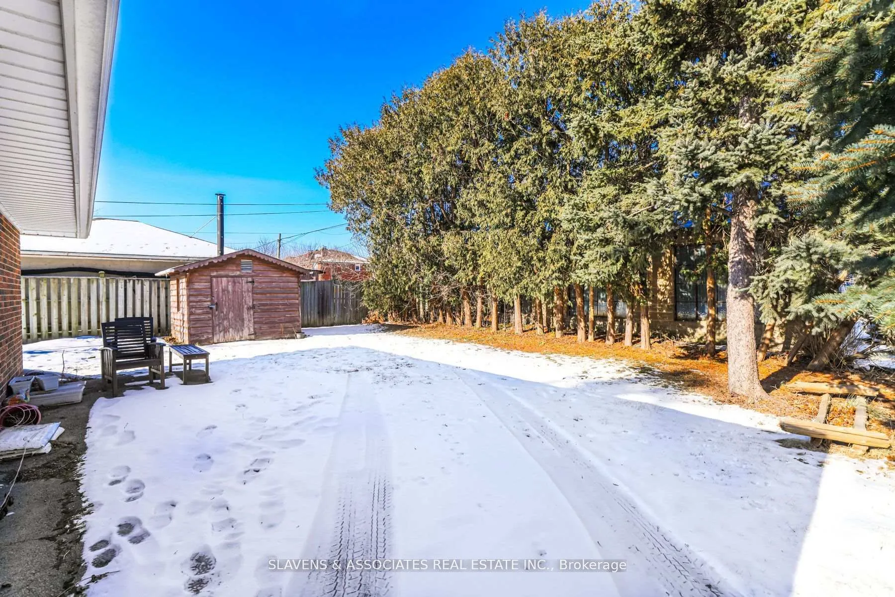 Photo 8 of 152 Hillmount Avenue, Toronto, Englemount-Lawrence — HOMEH