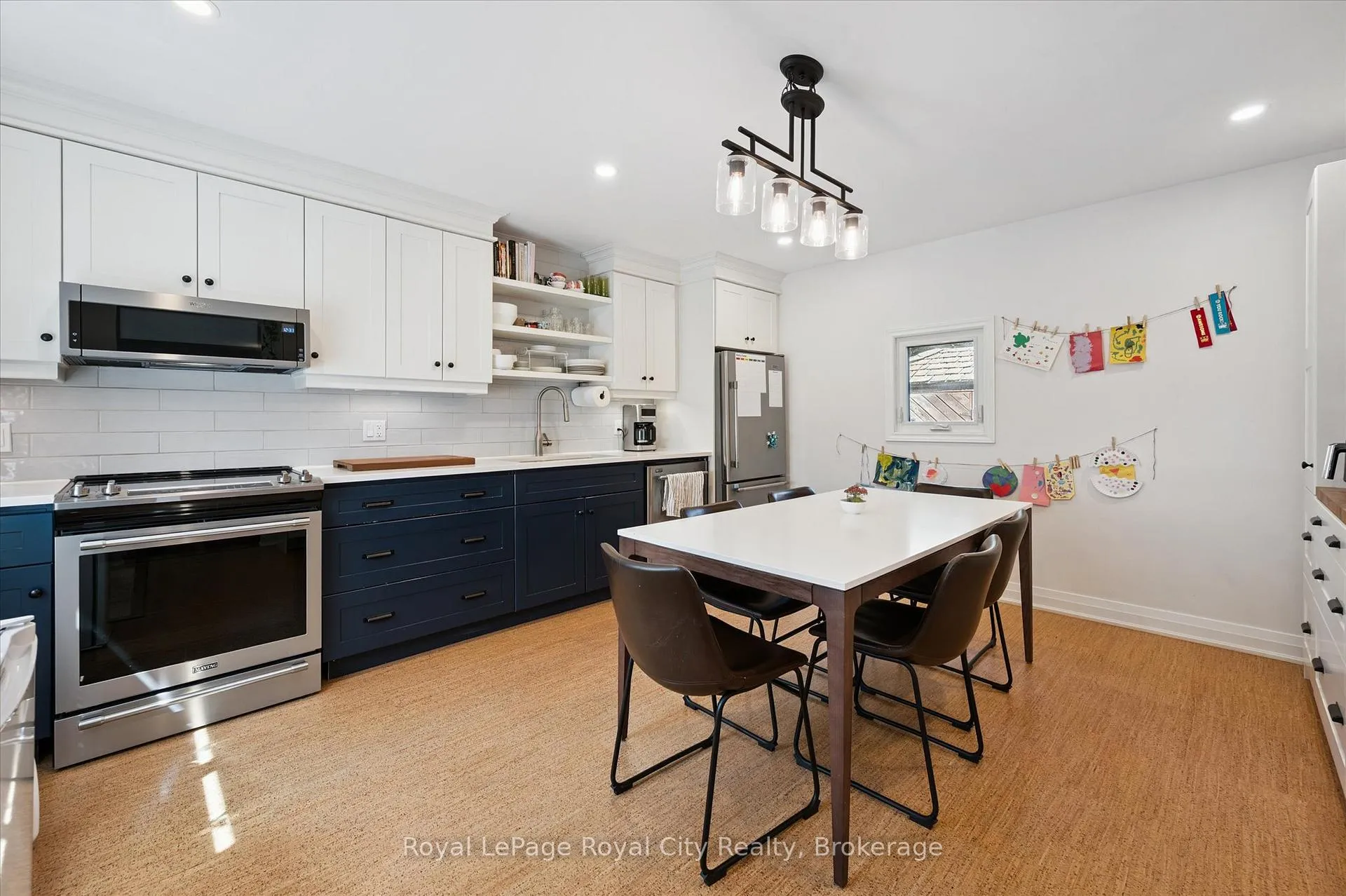 Photo 9 of 121 Nottingham Street, Guelph, Downtown — HOMEH