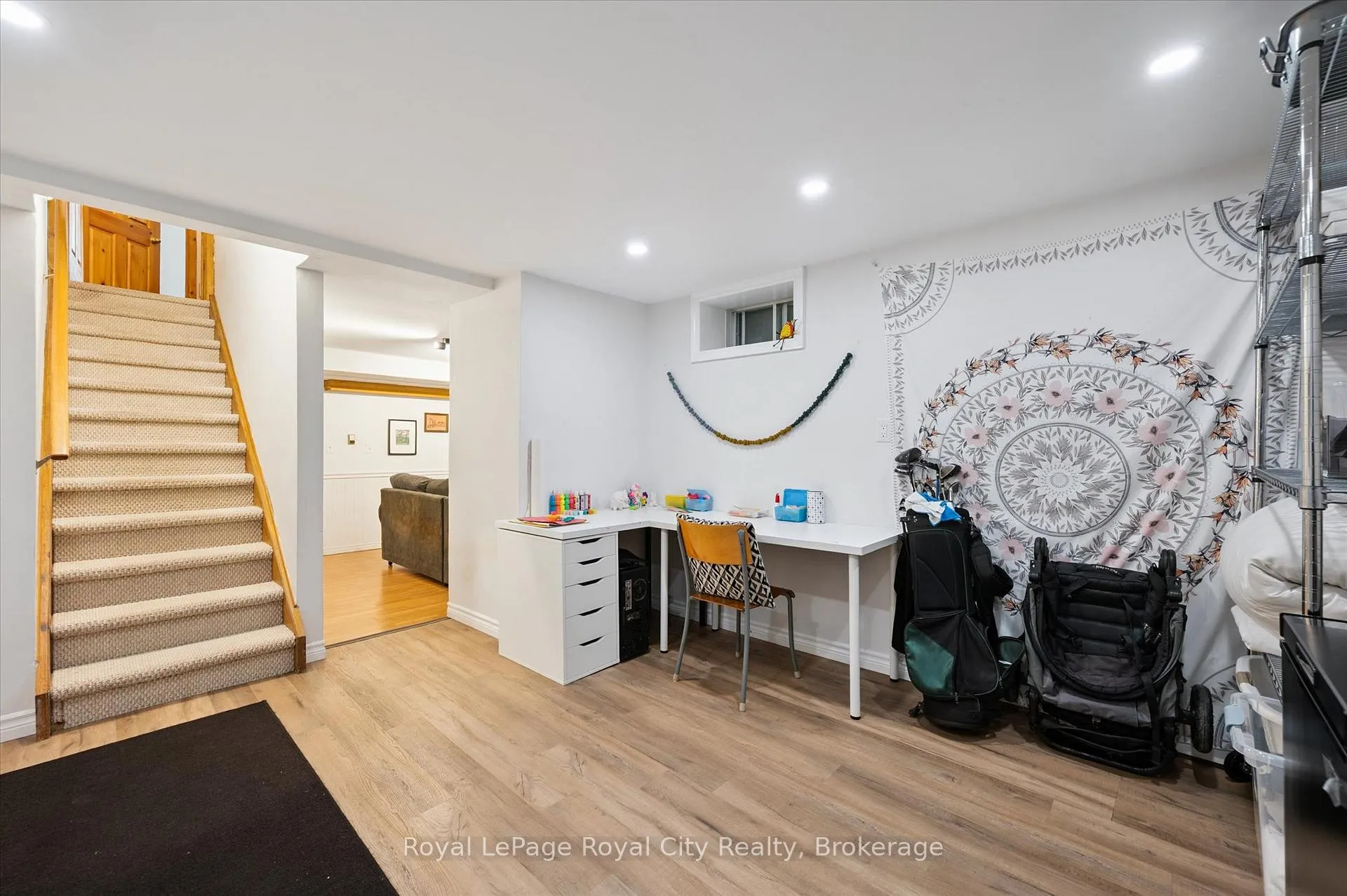 Photo 28 of 121 Nottingham Street, Guelph, Downtown — HOMEH
