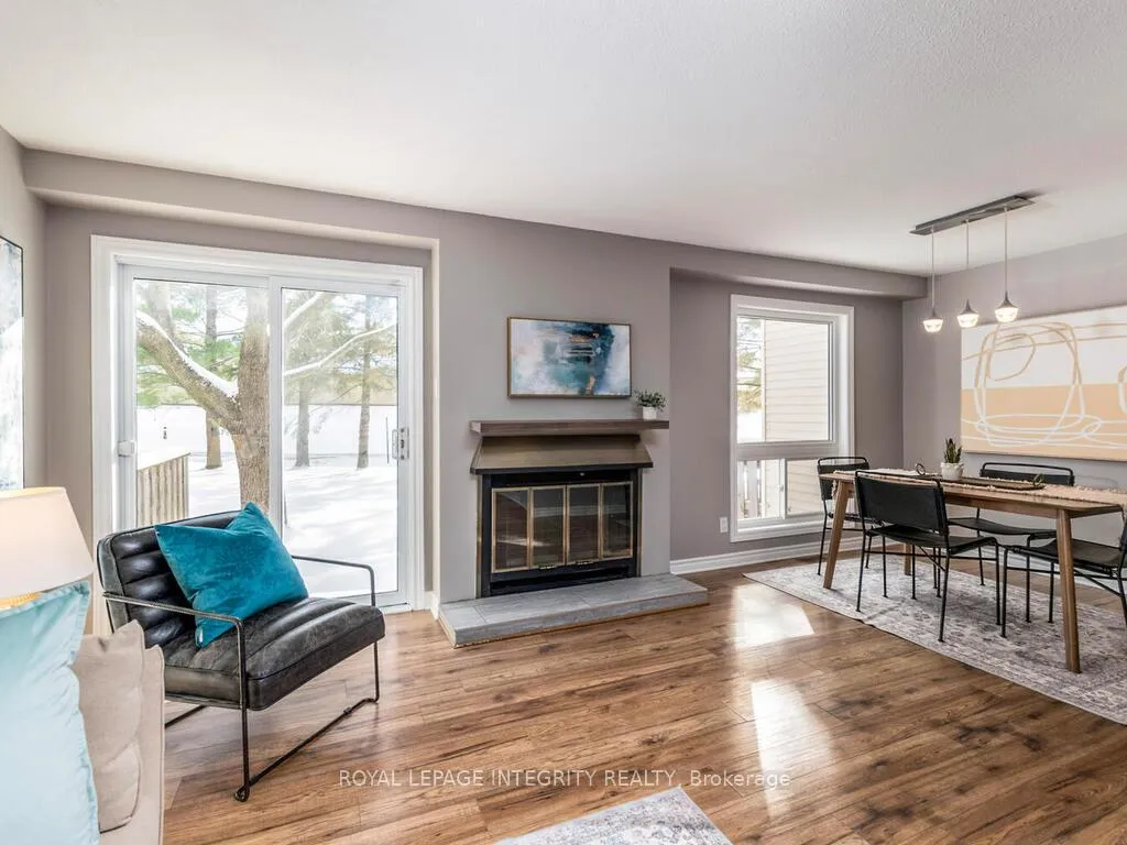 Photo 8 of Unit 14, 146 Valley Stream Drive, Ottawa, Leslie Park — HOMEH