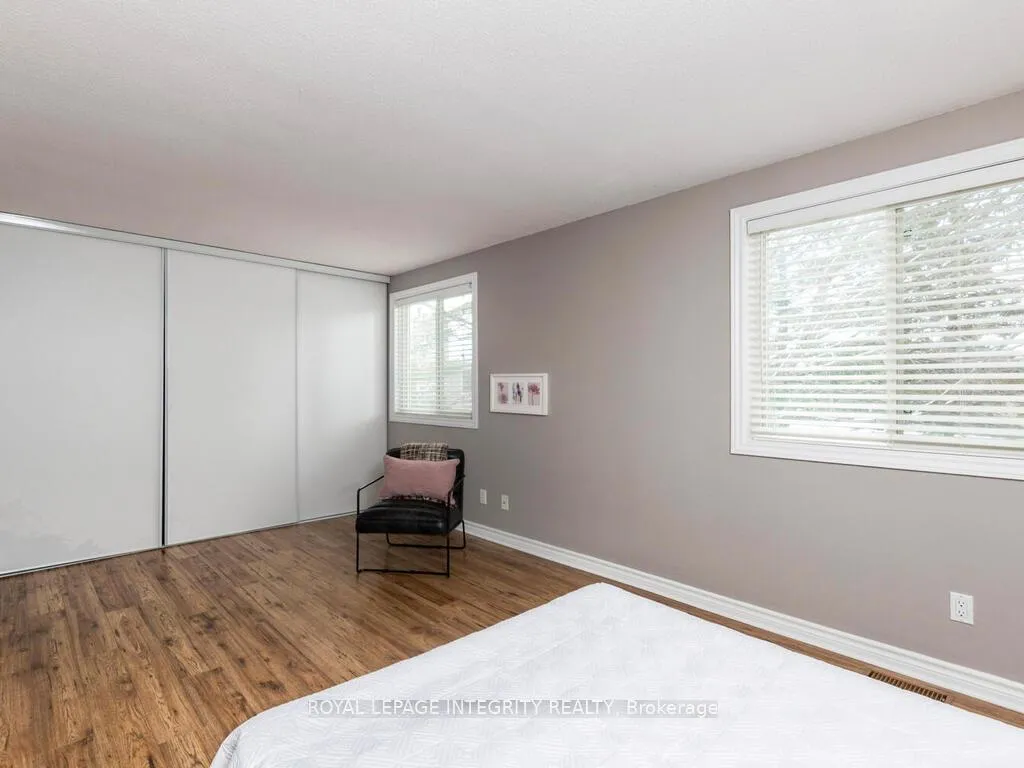 Photo 21 of Unit 14, 146 Valley Stream Drive, Ottawa, Leslie Park — HOMEH