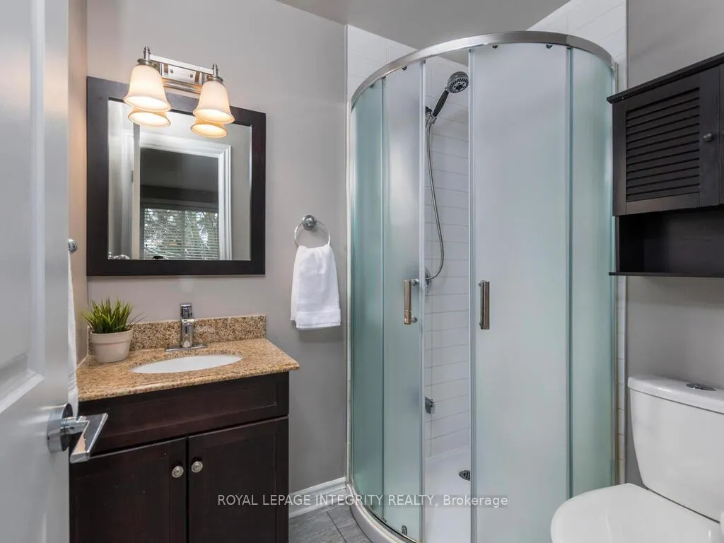 Photo 23 of Unit 14, 146 Valley Stream Drive, Ottawa, Leslie Park — HOMEH