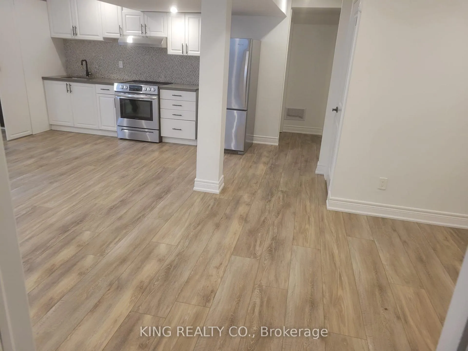 Photo 3 of 51 George Ayres Drive, Kitchener, Doon South — HOMEH