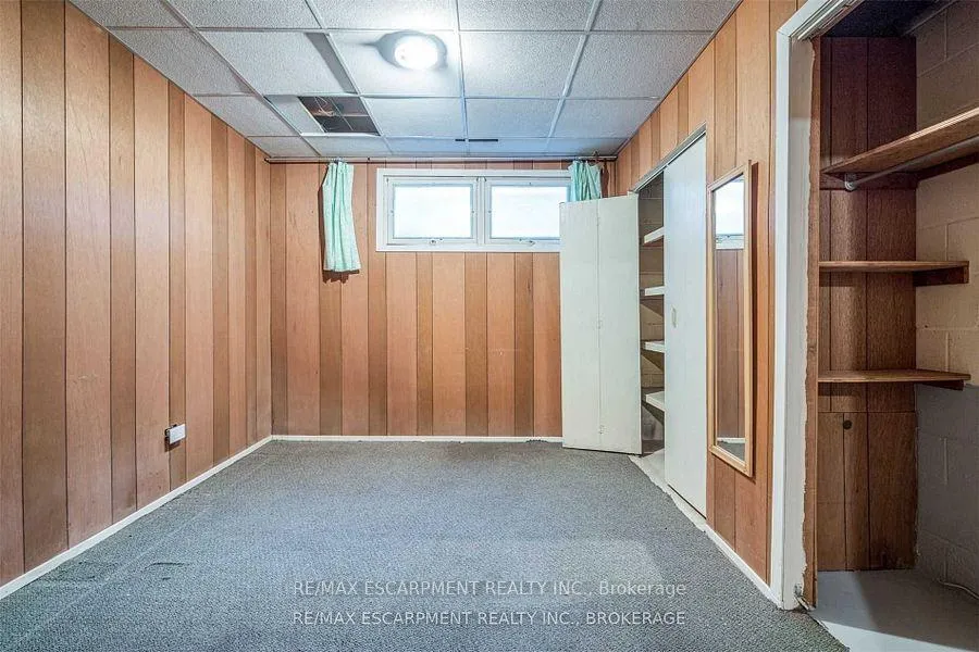 Photo 26 of 56 Mansfield Drive, Hamilton, Ancaster — HOMEH