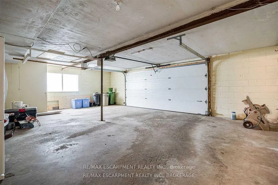 Photo 27 of 56 Mansfield Drive, Hamilton, Ancaster — HOMEH