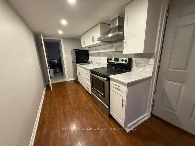 Photo 4 of Unit Basement, 527 Miller Way, Milton, Clarke — HOMEH