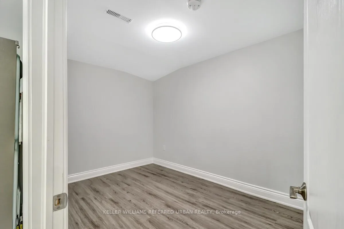 Photo 8 of Unit Lower, 62 Bob O'link Avenue, Vaughan, Glen Shields — HOMEH