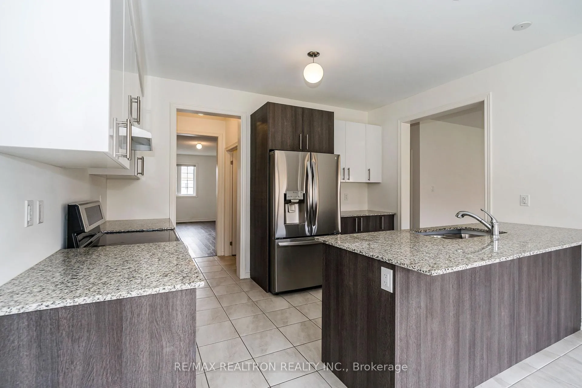 Photo 19 of 182 Lyle Drive, Clarington, Bowmanville — HOMEH