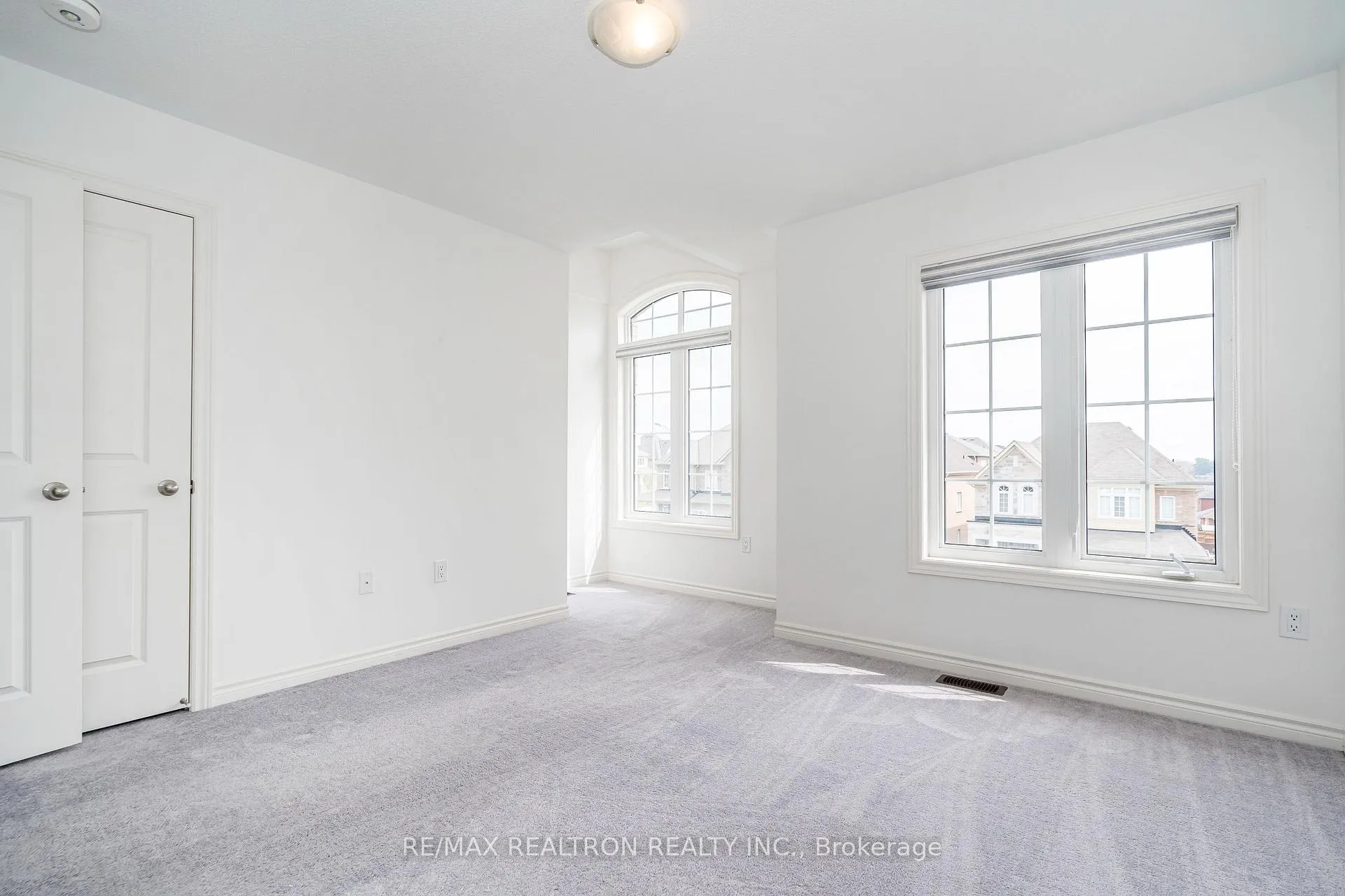Photo 39 of 182 Lyle Drive, Clarington, Bowmanville — HOMEH