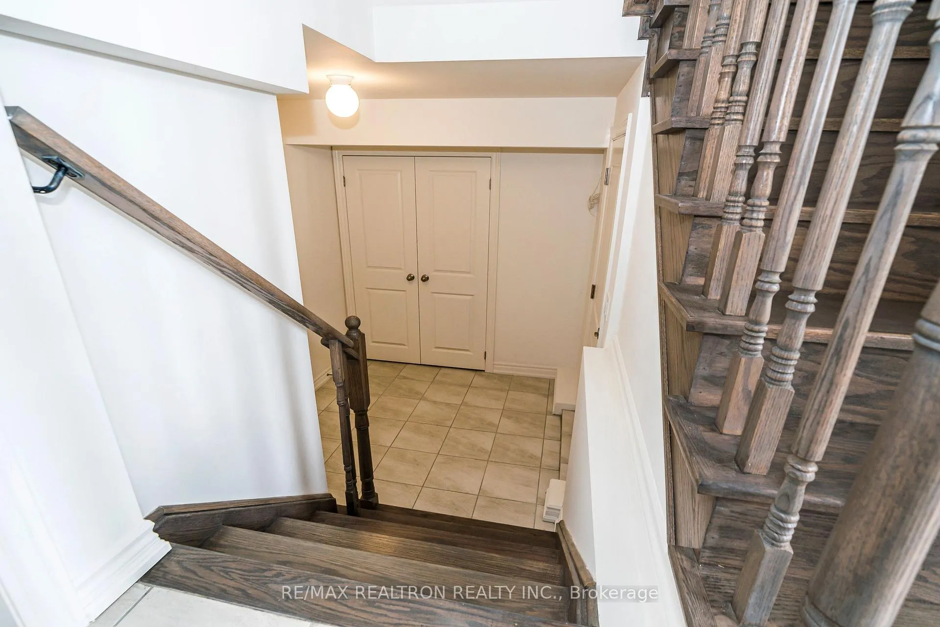 Photo 45 of 182 Lyle Drive, Clarington, Bowmanville — HOMEH