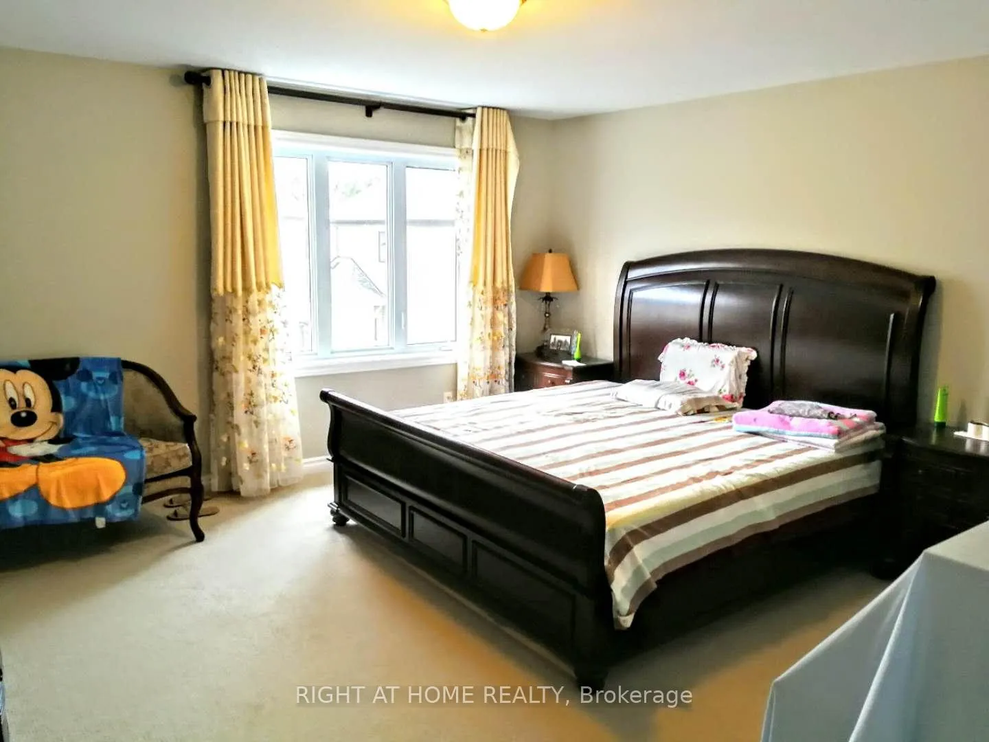 Photo 9 of 610 Clearbrook Drive, Ottawa, Barrhaven - Strandherd — HOMEH