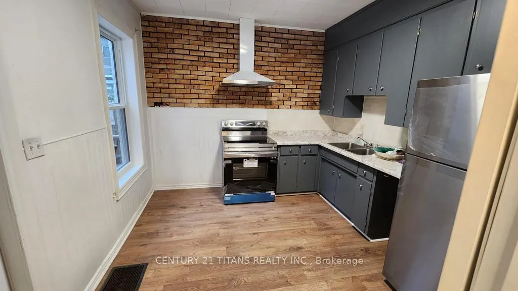 Photo 2 of 69 Banting Avenue, Oshawa, Central — HOMEH