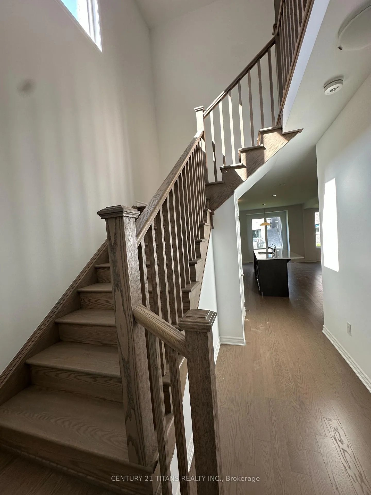 Photo 3 of 1324 Garthdale Street, Pickering, Rural Pickering — HOMEH
