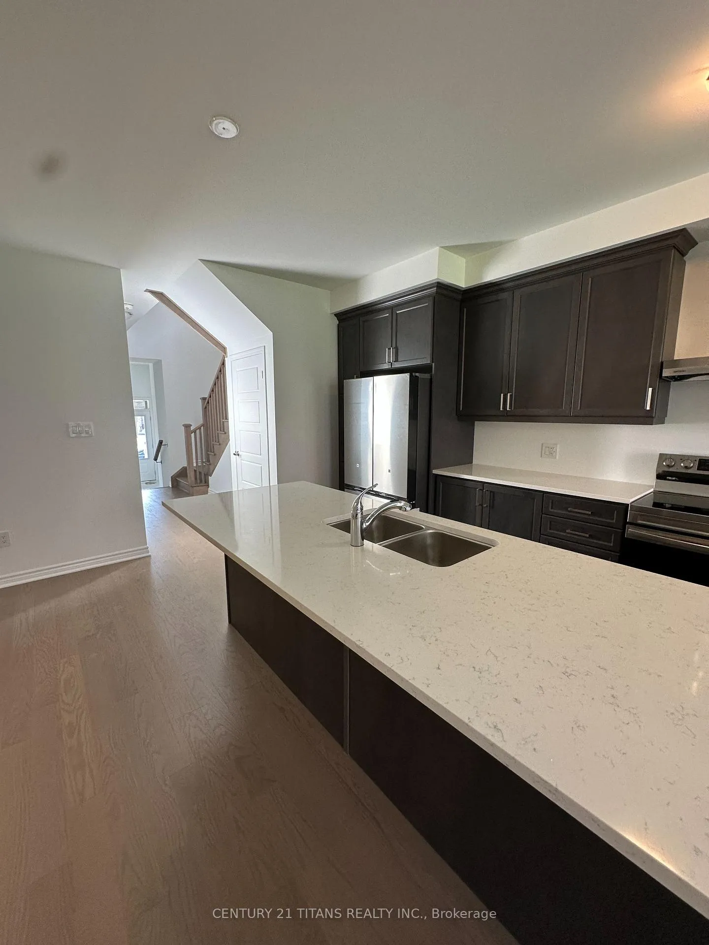 Photo 5 of 1324 Garthdale Street, Pickering, Rural Pickering — HOMEH