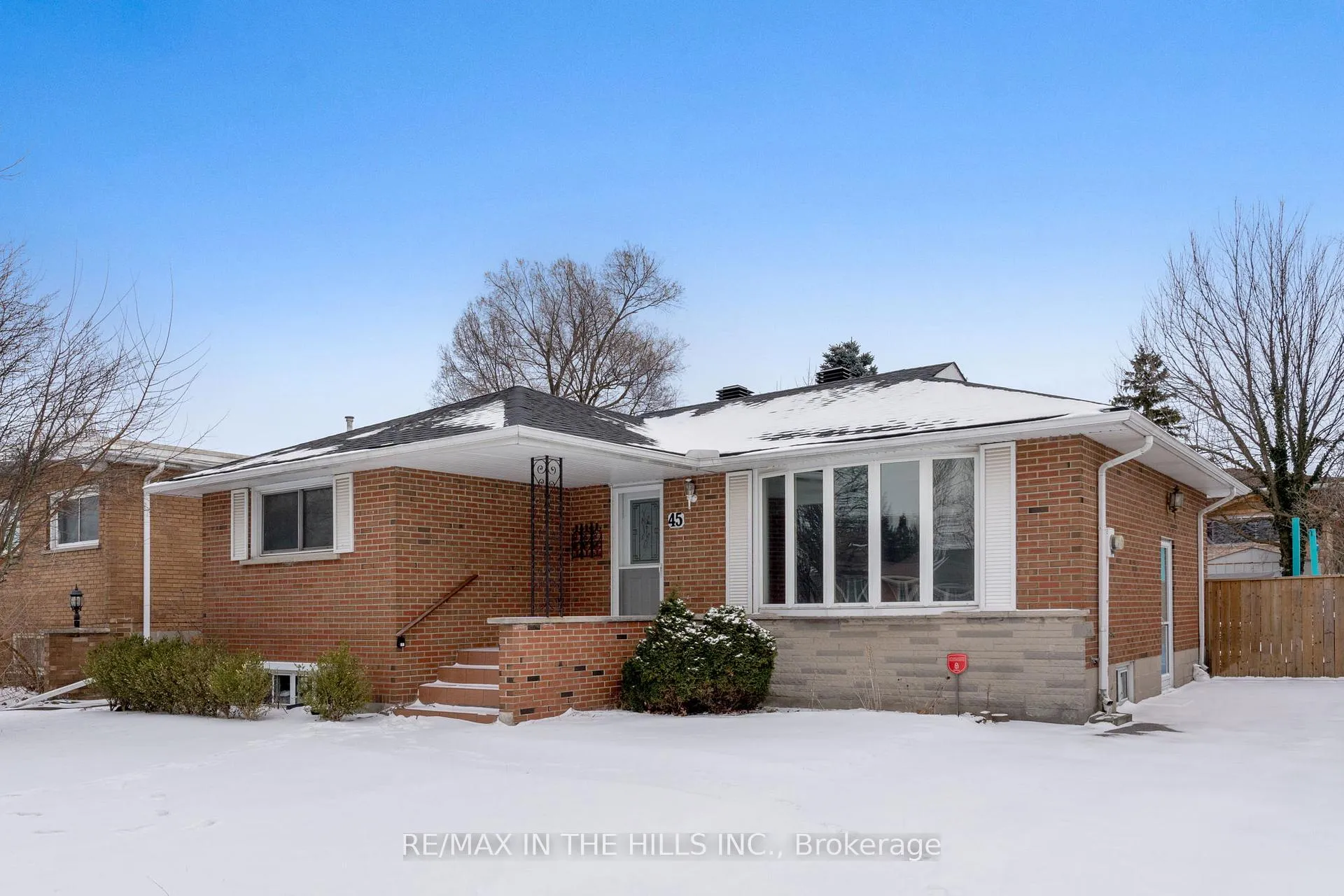 Photo 1 of 45 Algoma Crescent, Hamilton, Buchanan — HOMEH