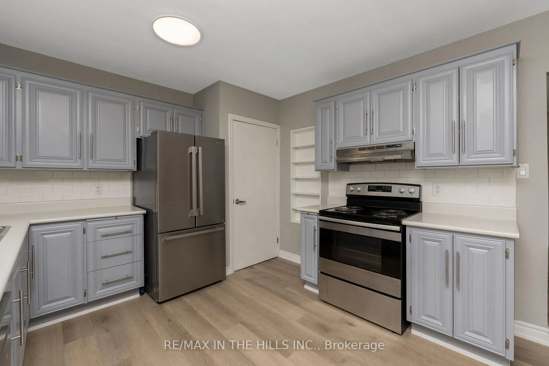 Photo 13 of 45 Algoma Crescent, Hamilton, Buchanan — HOMEH