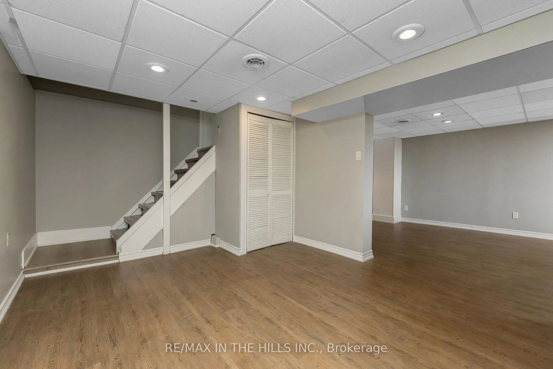 Photo 21 of 45 Algoma Crescent, Hamilton, Buchanan — HOMEH