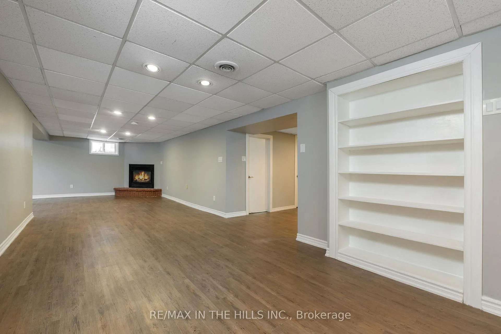 Photo 24 of 45 Algoma Crescent, Hamilton, Buchanan — HOMEH