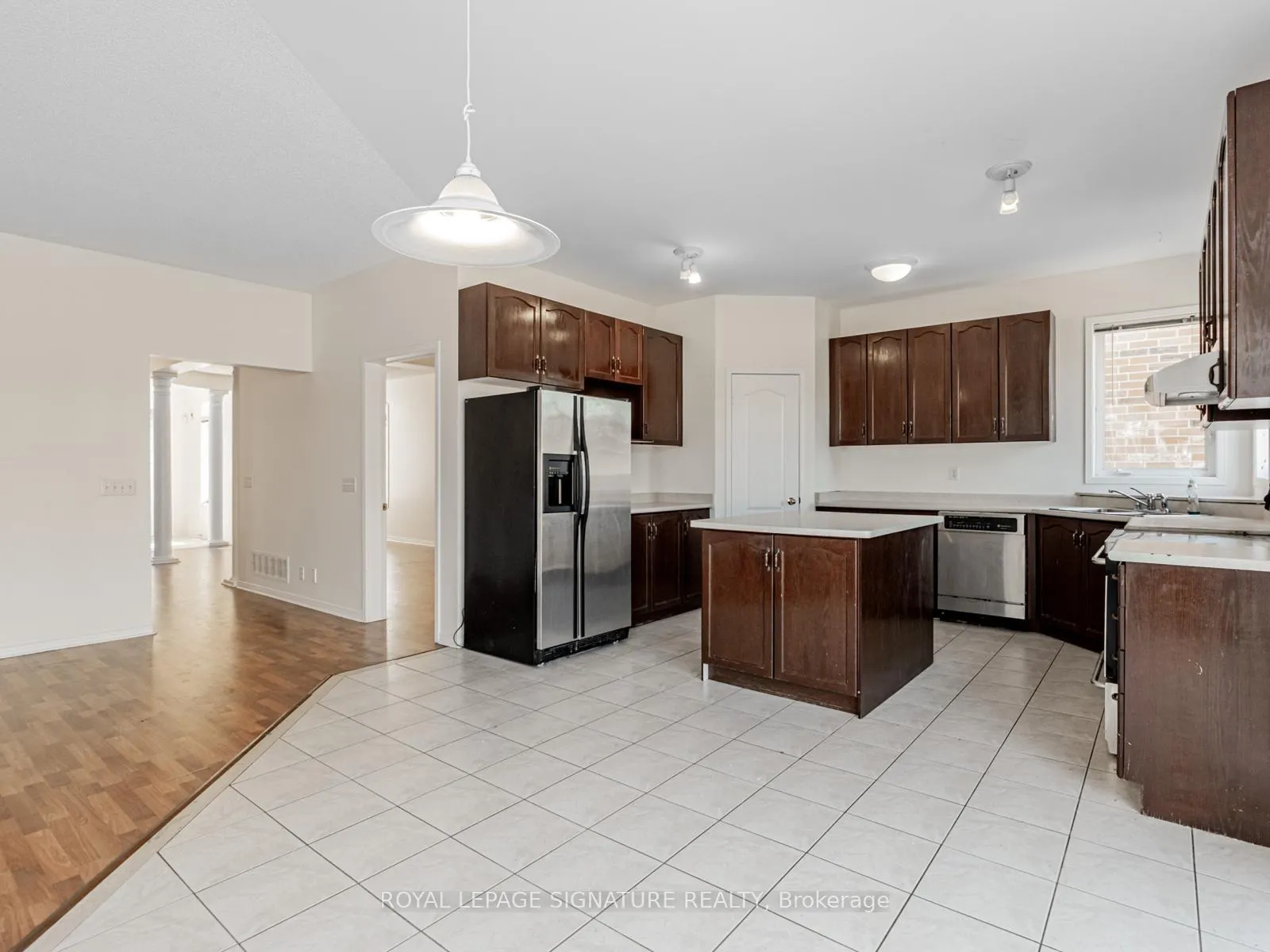 Photo 15 of 33 Bilberry Crescent, Richmond Hill, Rouge Woods — HOMEH