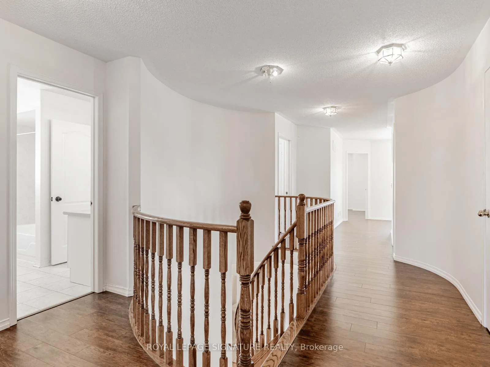 Photo 24 of 33 Bilberry Crescent, Richmond Hill, Rouge Woods — HOMEH
