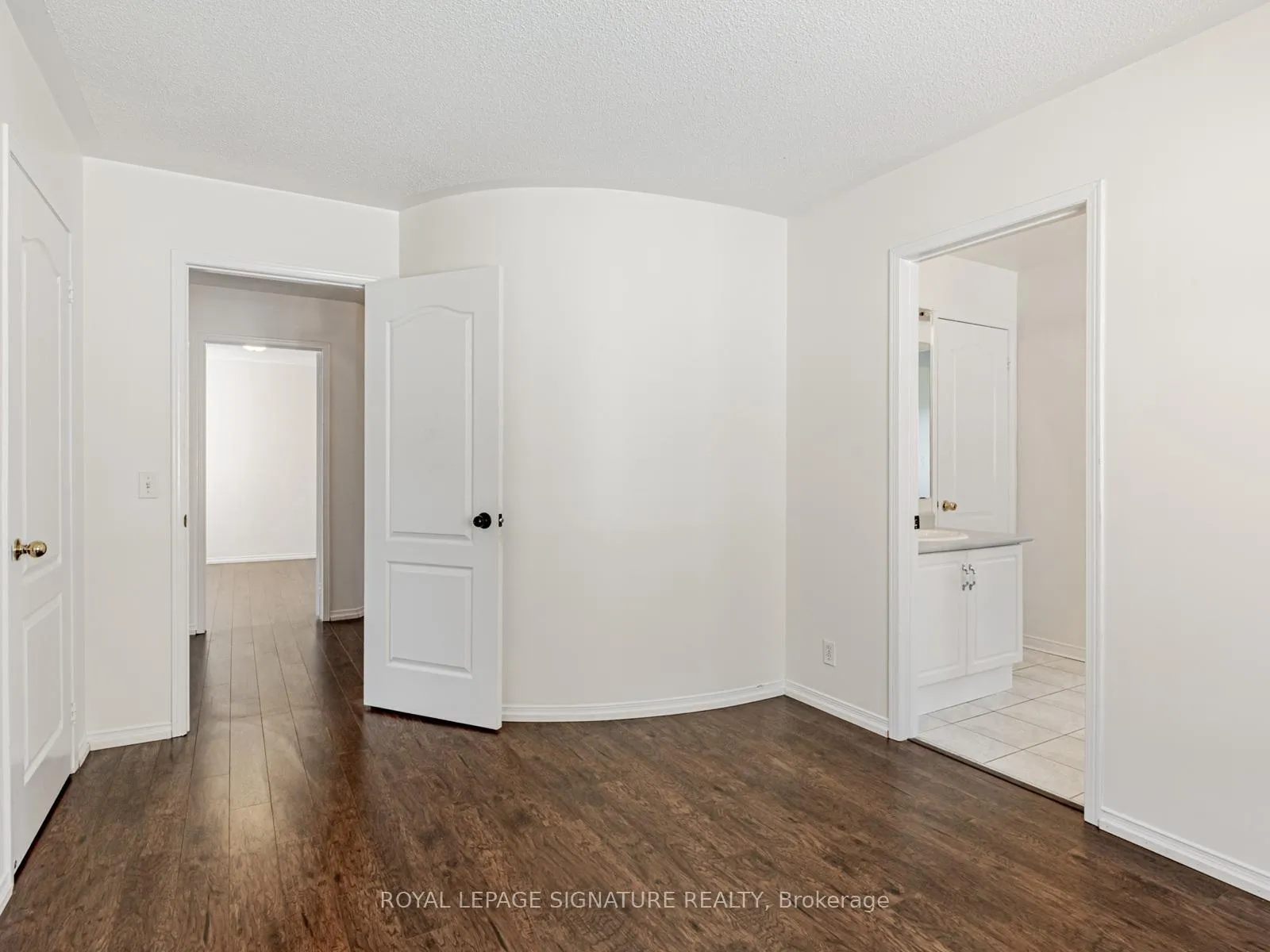 Photo 38 of 33 Bilberry Crescent, Richmond Hill, Rouge Woods — HOMEH